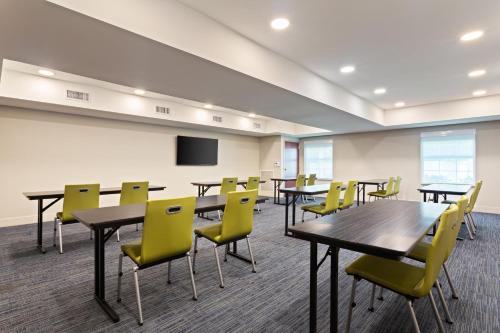Holiday Inn Express Jacksonville East By IHG - 회의실/연회장