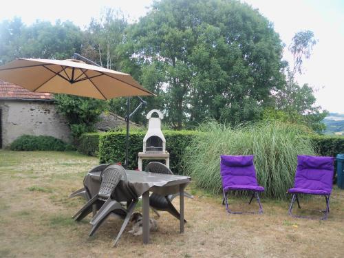 La croix des Landes gîte ou chambre d'hôte avec piscine à Chouvigny