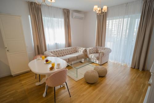 Central Apartments with City View & Large Balcony Room Type - One-Bedroom Apartment with Balcony and City View Central Apartments with City View & Large Balcony Room Type - One-Bedroom Apartment with Balcony and City View