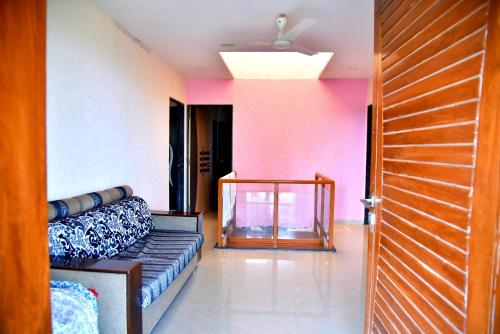 MERIDIAN VILLA - Besides Valley View with Swimming pool & Strawberry Farms - image 2