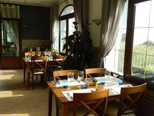 Hotel Restaurant Baladrar - 레스토랑