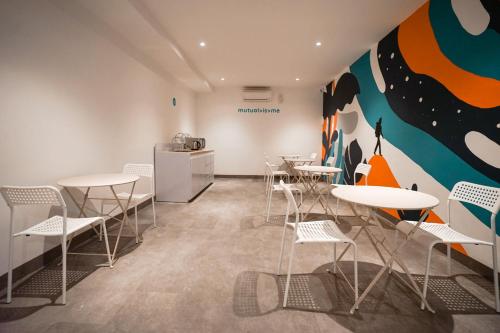 Fasiliteter, Bobopod Tanah Abang, Jakarta in Monas