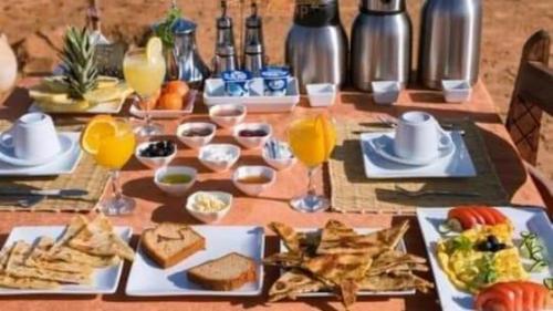 Instalaciones, Erg Chebbi Luxury Camp in Takojt