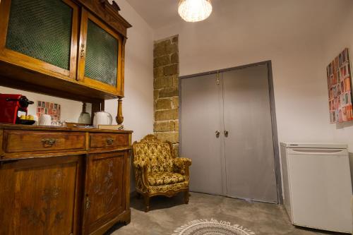 Mascot Boutique Hotel - image 3