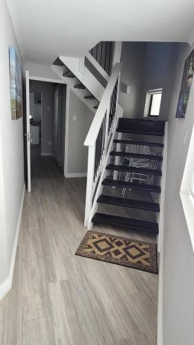 Beachside in the heart of St Francis Bay Village Beachside in the heart of St Francis Bay Village