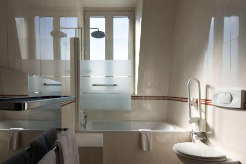 Best Western Central Hotel - image 5