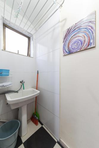 Three-Bedroom Apartment image 1