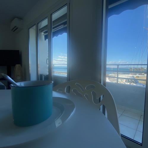2 bedrooms, 3 beds