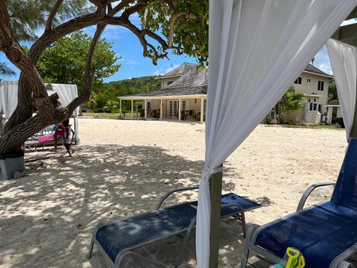 شاطئ, Joy Estate Rooftop Pool n View unit #1 in Corral Spring