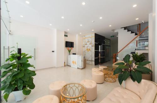 Holi Anna Boutique  in Tân Lập