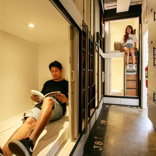 Sleepbox Hostel Suratthani in Surat Thani