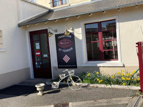 Au Relais Nivernais - image 11