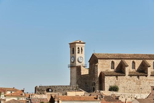 Hôtel l'Olivier - Piscine & Parking - image 5