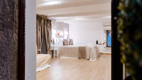 Reginella Duomo Apartment, Neapel (Foto 10)