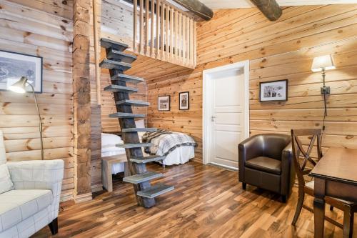 Namsentunet Room Type - Family Room with Private Bathroom