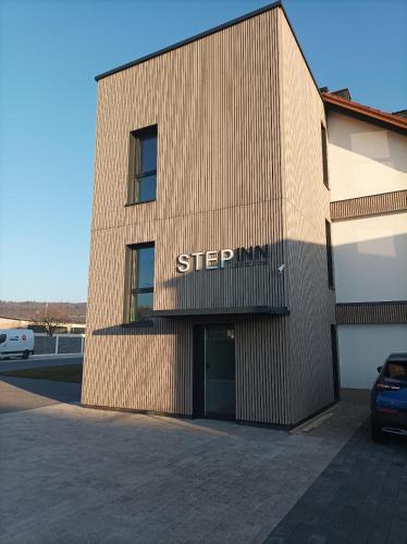 STEP INN The Fair Hotel