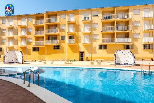 3 bedrooms, 6 beds