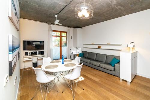 One-Bedroom Apartment room in Tarasowy - Neptun Park Jelitkowo by OneApartments
