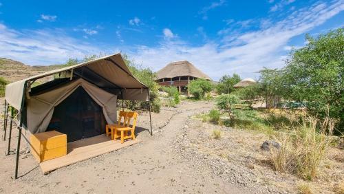 บริการและสิ่งอำนวยความสะดวก, Africa Safari Lake Natron Camping in โงรองโกโร