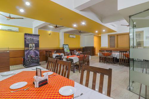 Restaurant, Hotel Siddharth in Dehradun