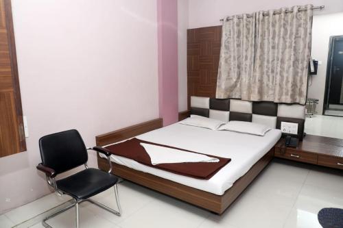 Hotel Sanket Regency, Miraj