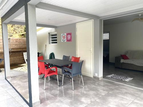 Balcony/terrace, Villa elegante Les Abymes, piscine in Les Abymes