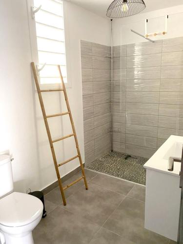 Bathroom, Villa elegante Les Abymes, piscine in Les Abymes