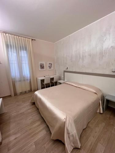 2 twin beds