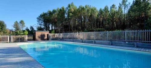 Chalet dans résidence nature n26 gîte à louer Tosse