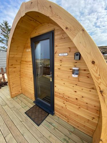 Arisaig Pods in Ерісейг