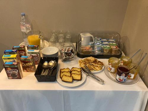 طعام و مشروبات, Hotel Le Saint Patrice in Bayeux City Center
