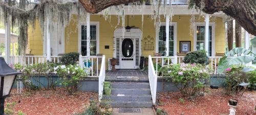 Tybee Island Inn Bed & Breakfast