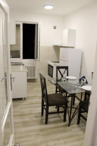 Apartment 51 - Bright spacious lux 1 bedroom in the city center - Stari grad - image 5