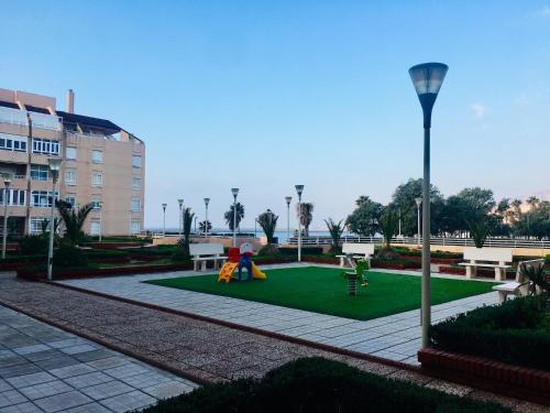  "Beautiful apartment 130m2, two minutes from the beach" in Almería
