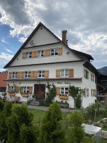 B&B Bad Hindelang - Haus Oyben - Bed and Breakfast Bad Hindelang