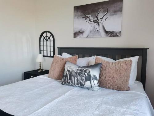 Lovely Studio Apartment with secure parking