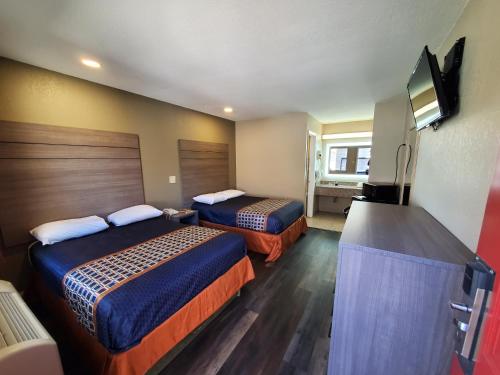 Rodeway Inn Downtown - image 9