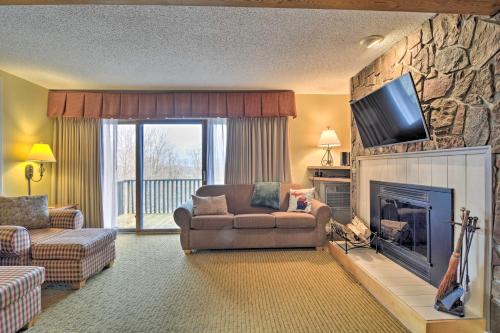 Cozy Shanty Creek Condo for Skiers and Golfers! - image 12