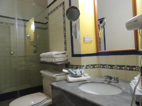 348973125 Hotel Concierge Plaza Colima