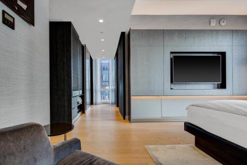 Equinox Hotel New York