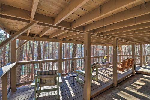 Scenic Greers Ferry Cabin with Deck and Fire Pit!