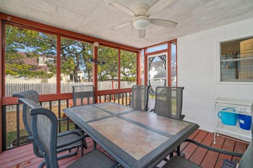⭐️The Lucky 7 Beach House⭐️Water view⭐️4 bedroom⭐️ - image 9