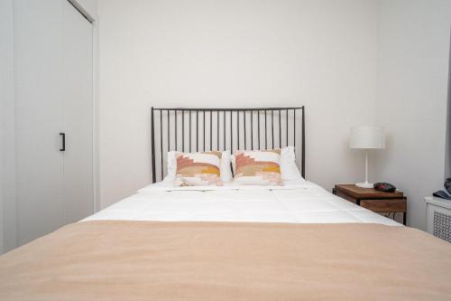 Seward Square 30 Day Stays - image 5