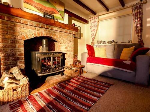 Clara's Cottage - image 6