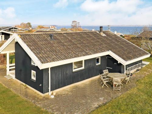 6 person holiday home in Ebberup