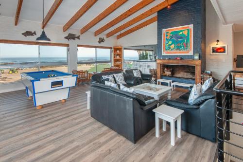 Slip-A-Way Lodge in Van Dyks Bay