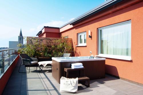 Hotel Polo - main image