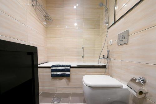 Luxury Escapes - Quiet Studio near Expo City and DWC Airport - CELESTIA TOWER, Dubaj (fotografie 9)