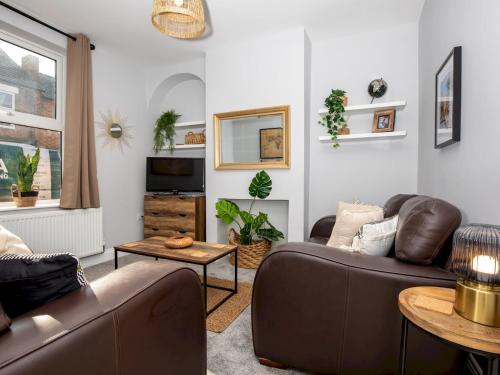 Pass the Keys Stylish Modern Victorian Home with Two Bedrooms gîte à louer Harlescott