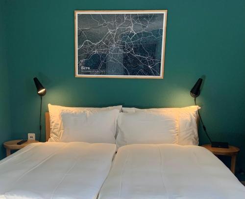 5th Floor Basic Rooms - shared bathrooms, Interlaken